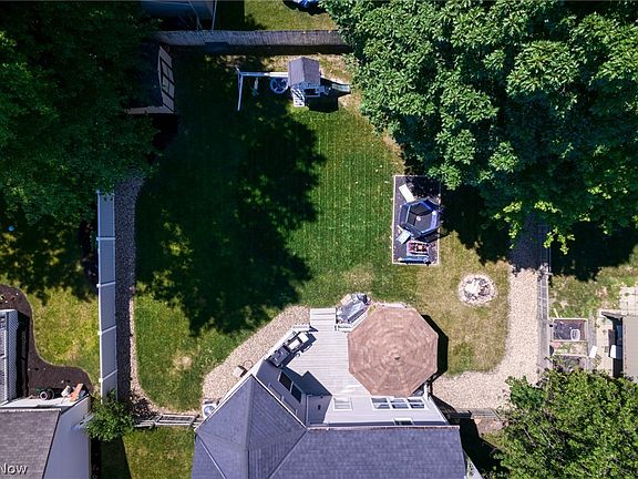 4th image of 6225 Oak Tree Dr N