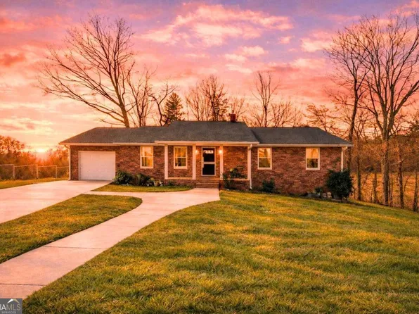 581 Roberts Ridge Rd, Ellijay, GA 30540