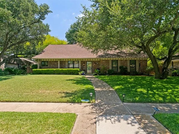 10 Lundys Ln, Richardson, TX 75080