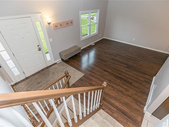 3rd image of 8791 Fairlane Dr