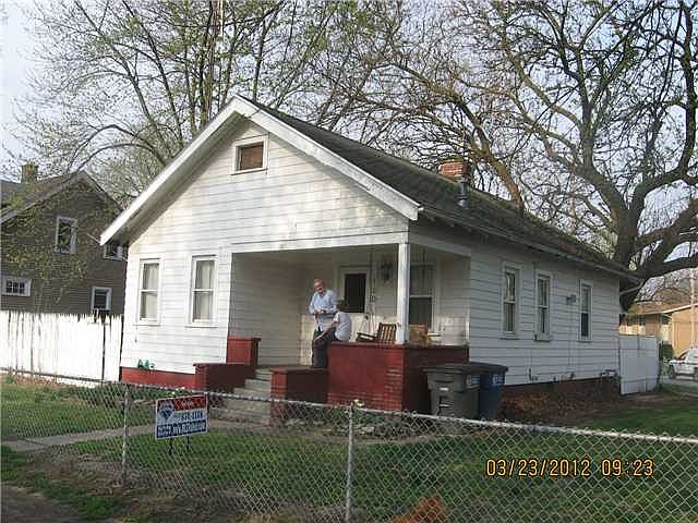 2nd image of 130 S Detroit Ave