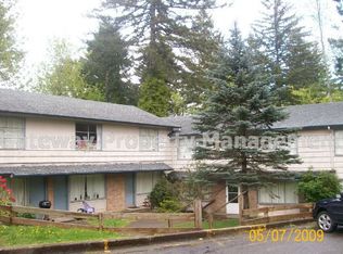 900 Olympic Ave APT 3, Shelton, WA 98584