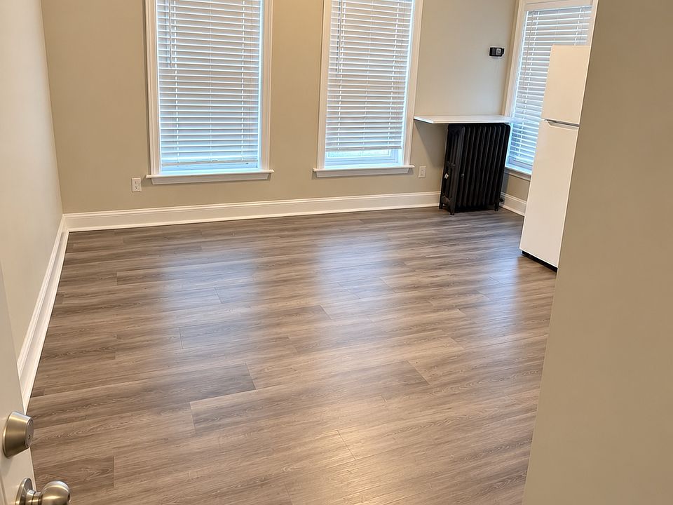 1st image of 151 Fairview Ave APT 6
