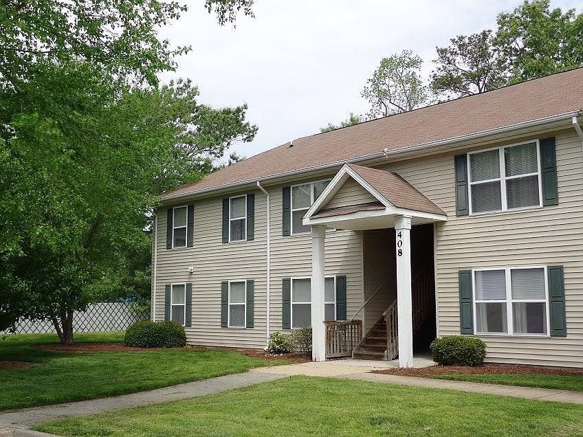 1st image of 416 Acorn Grove Ln APT F