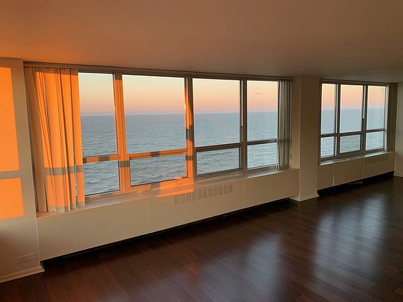3rd image of 4800 S Chicago Beach Dr APT 2701S