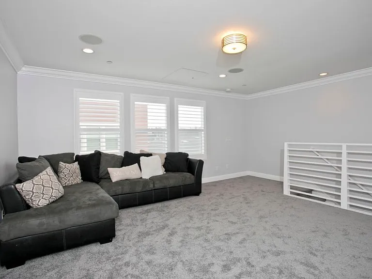 7873 Modern Oasis Dr — Photo 14
