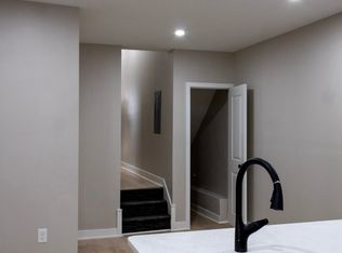 3921 Pine St #1F, Philadelphia, PA 19104