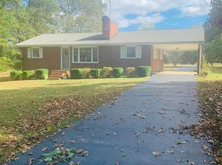 212 Pelham Loop Rd, Pelham, NC 27311