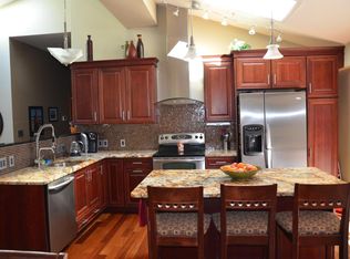 136 Climax Rd, Avon, CT 06001