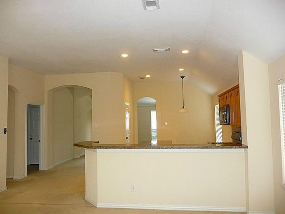 5th image of 14606 Oaks Crossing Ln
