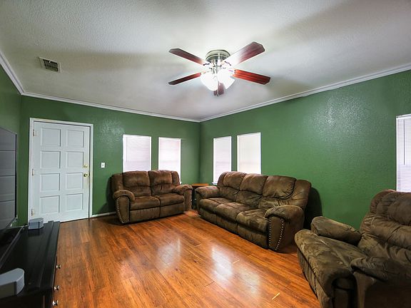 2nd image of 316 W Magnolia Ave
