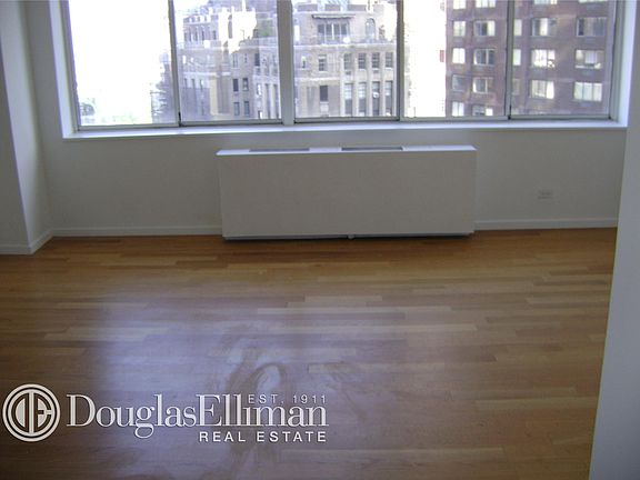 5th image of 420 E 54th St APT 3F