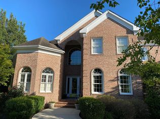 1857 S Woodside Ln, Virginia Beach, VA 23454