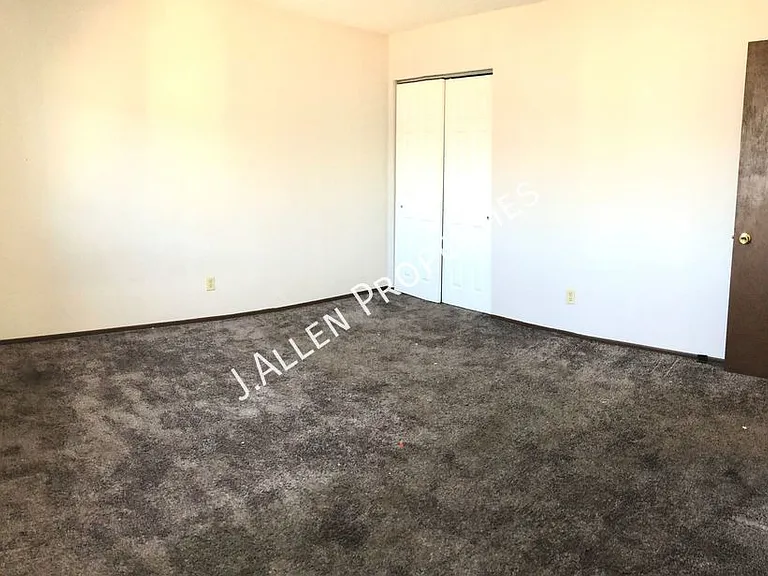109 Gold Strike Dr #6 — Photo 4