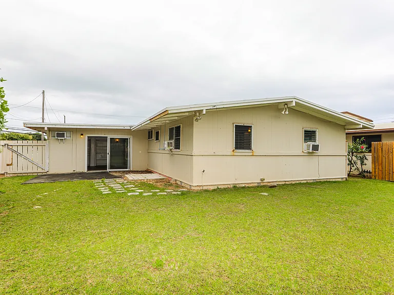 613 Papalani St — Photo 52