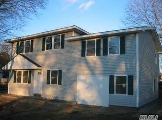 1771 Heckscher Ave, Bay Shore, NY 11706