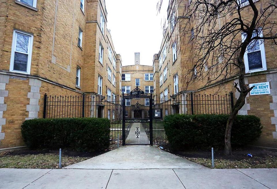 1st image of 4439 N Lawndale Ave #7ebfa56ef