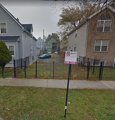 1st image of 1937 N Lawndale Ave