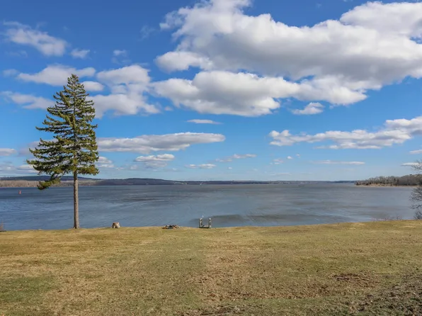 22 Bayview Drive, Stockton Springs, ME 04981