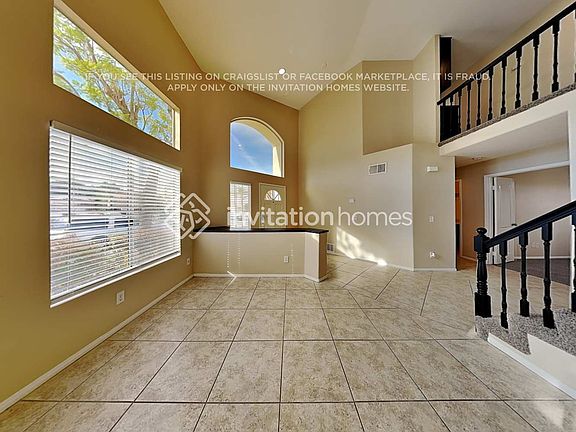 4th image of 40036 Milkwood Ln