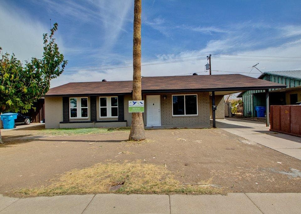 1st image of 2028 W Dahlia Dr