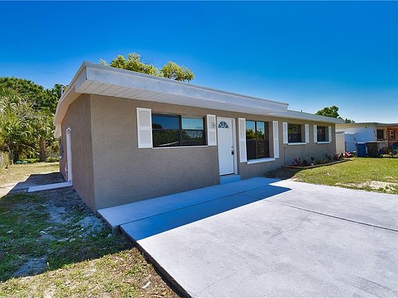 3rd image of 1326 Waikiki Way