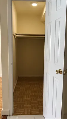 Rented by Roberto Guilbet, LREB | media 22