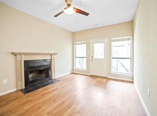 806 W 24th St APT 220, Austin, TX 78705