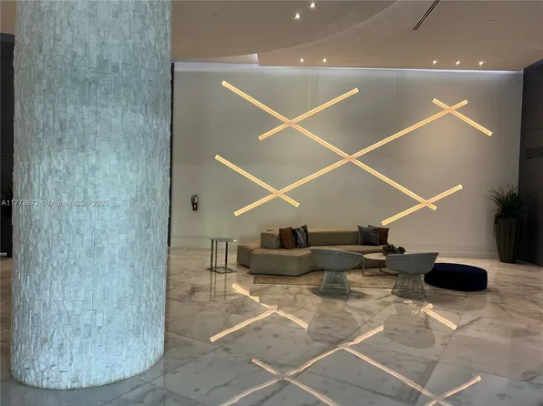 3300 NE 192nd St APT 616, Aventura, FL 33180