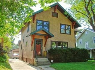 649 36th St, Des Moines, IA 50312