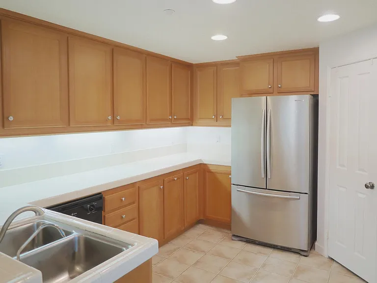 Spacious counter space