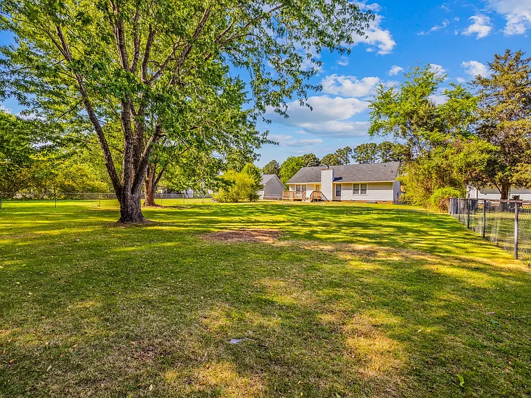 6837 Woodmark Dr — Photo 27