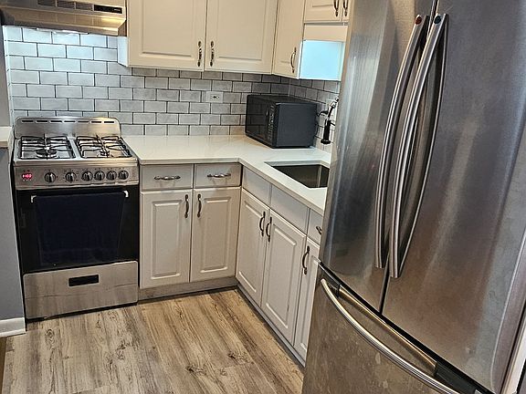 5th image of 1107 Washington Blvd #E