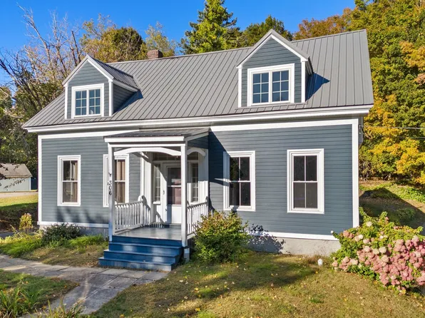 306 Maine Avenue, Farmingdale, ME 04344