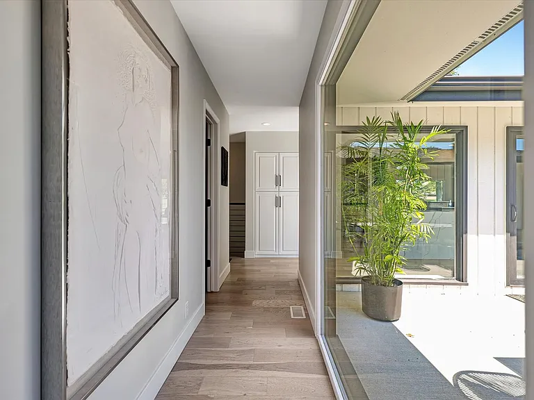 102 Greencroft Dr — Photo 39