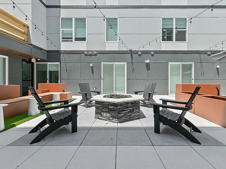 The Hub Apartments — Photo 28