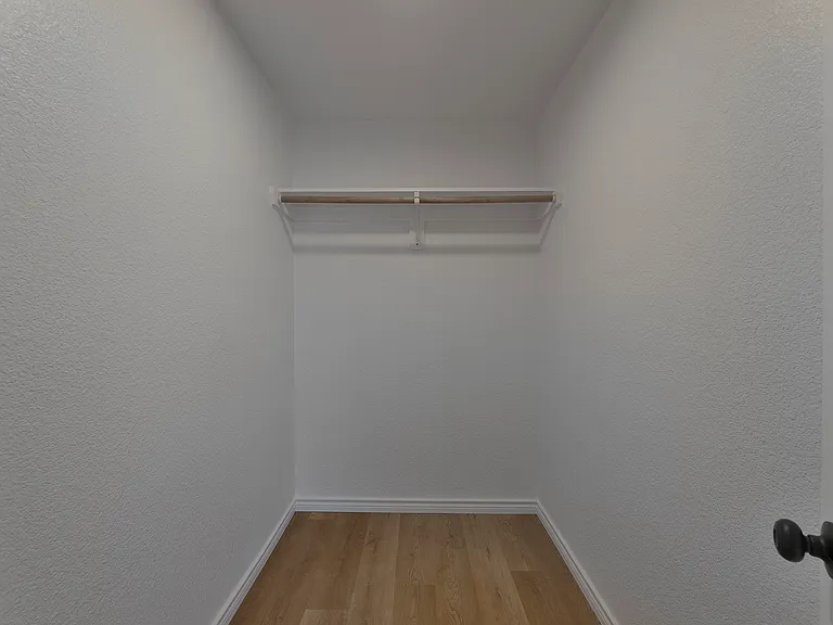 6800 Elliot Ct — Photo 21