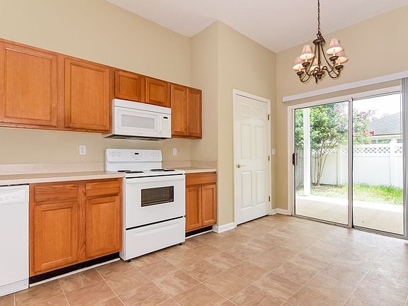 5th image of 4046 Pebble Brooke Cir