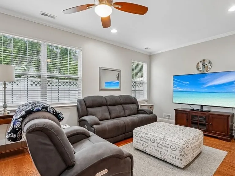 17 Miller Cir — Photo 6