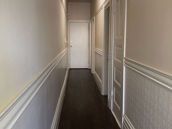 2nd image of 2020 Green St APT 6