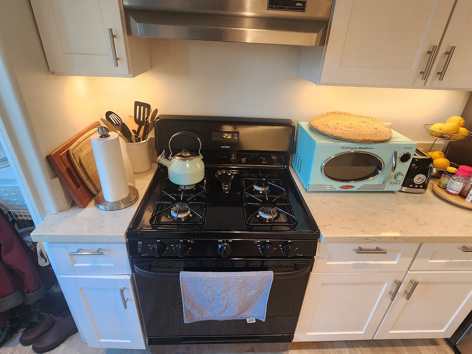 1 bed, 800 sqft, $3,500 — Photo 4