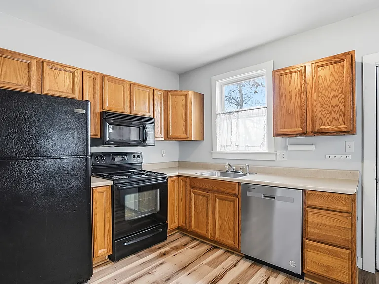 214 E Hudson St #212 — Photo 21