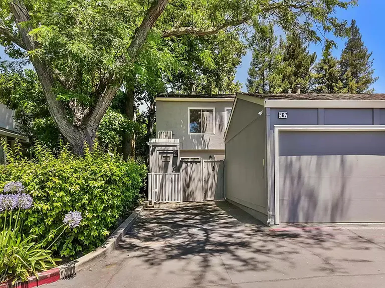 567 Sycamore Cir — Photo 22