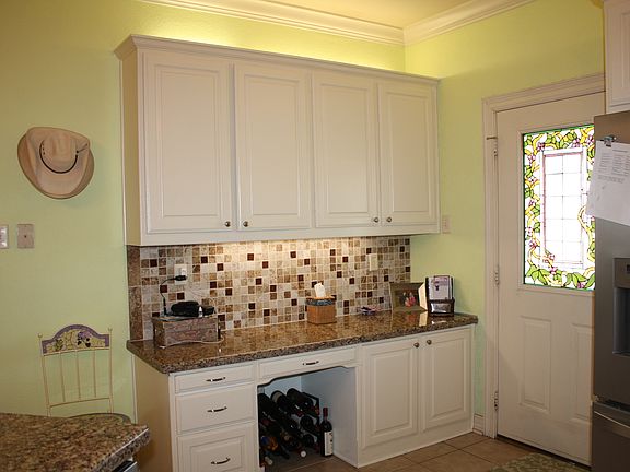 5th image of 1603 Doral Dr