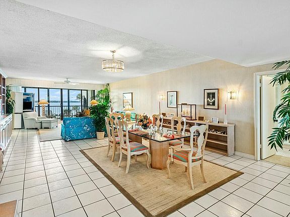 4th image of 2822 SE Dune Drive #2304
