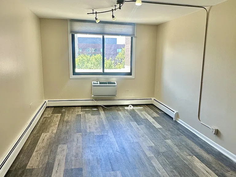 6325 N Sheridan Rd #505 — Photo 8