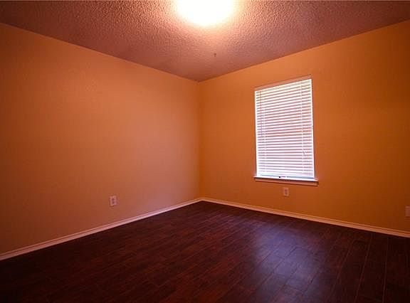 Another spacious secondary bedroom