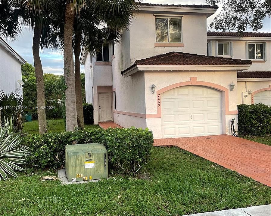 1st image of 7669 Tamarac Island Cir #7669