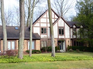 6722 Elmers Ct, Worthington, OH 43085