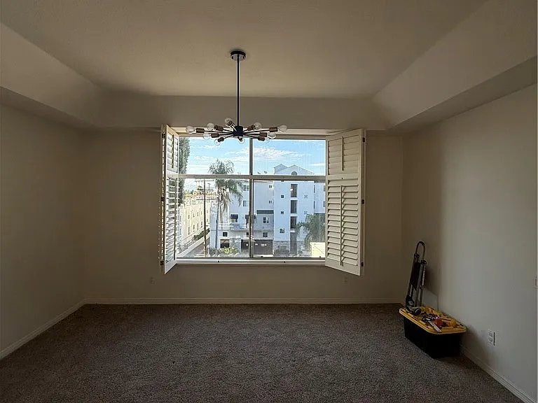 4313 Van Nuys Blvd #303 — Photo 6